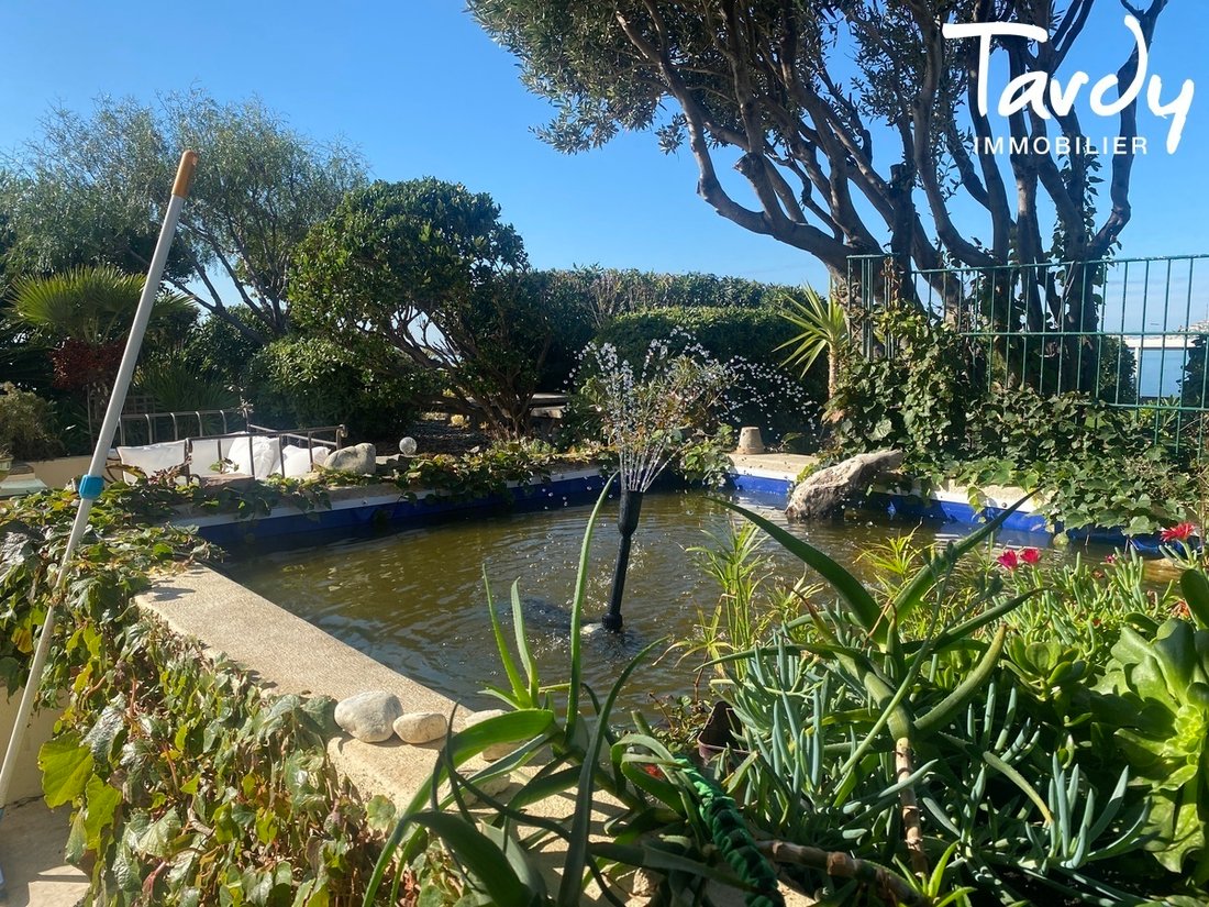 Apartment in Bompard, 7e Arrondissement, Marseille 5 - 16248211