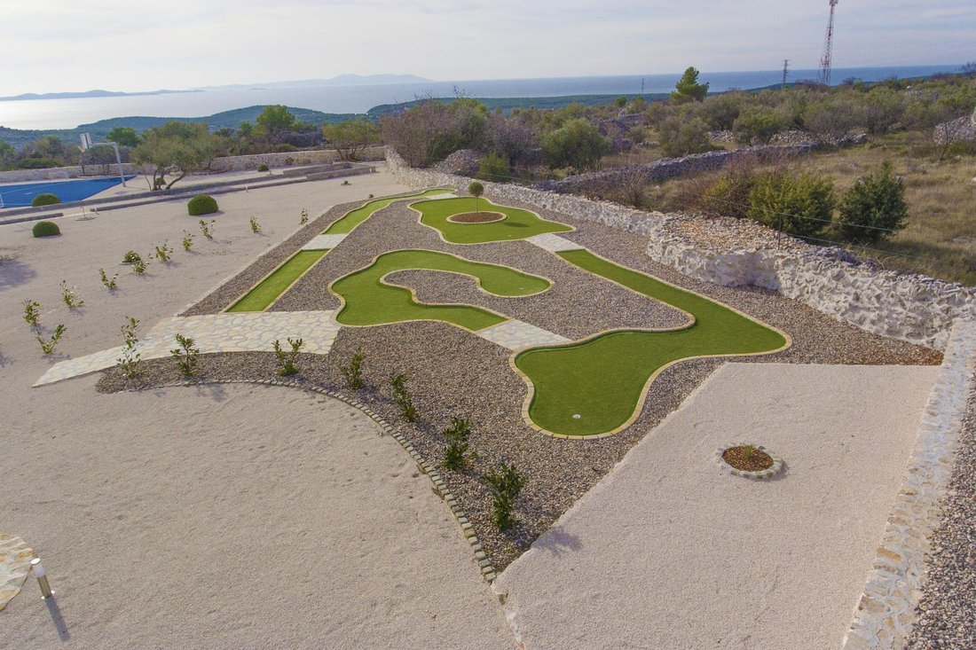 Villa in Milna, Split-Dalmatia County, Croatia 1 - 12658361