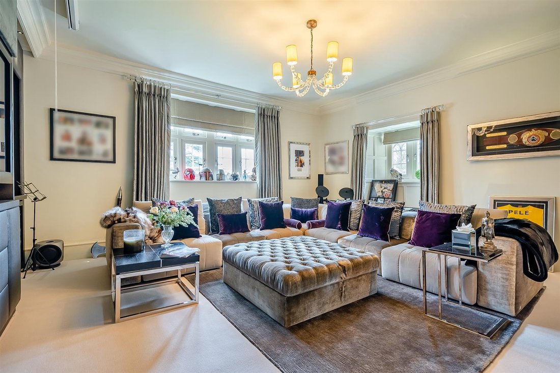 Country House in North Crawley, England, United Kingdom 3 - 16250818