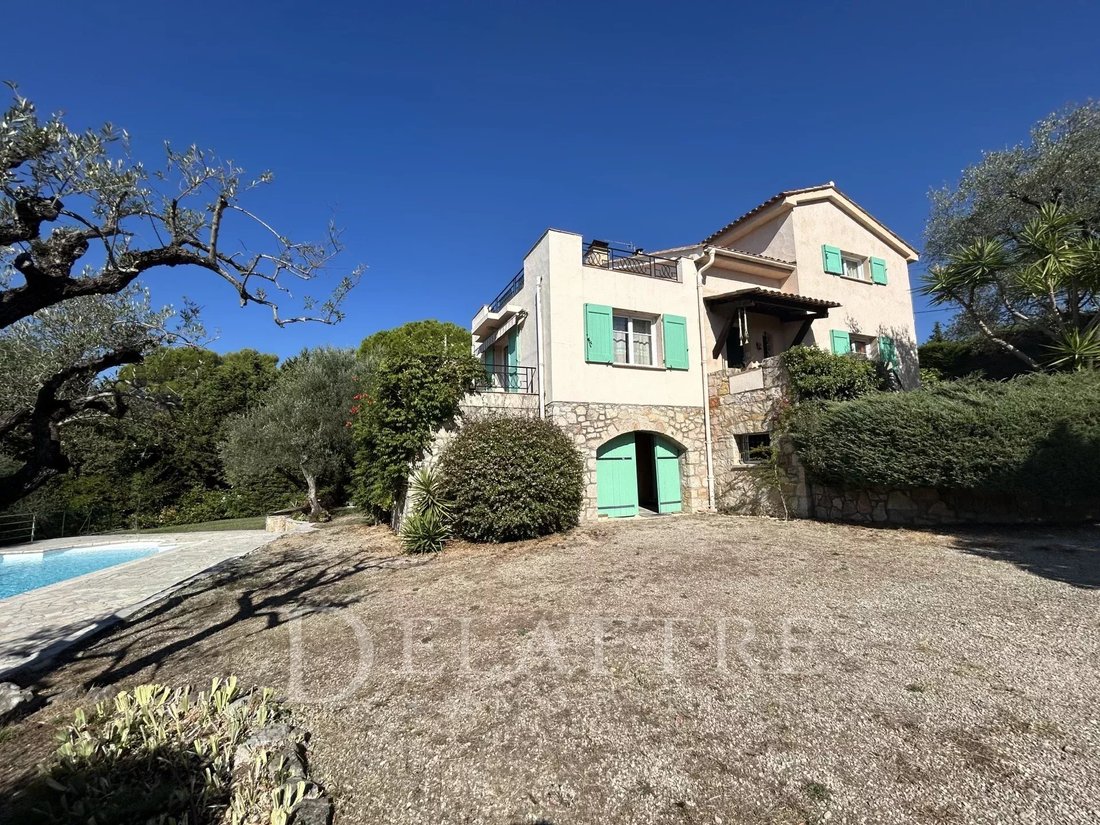 Villa in Le Rouret, Provence-Alpes-Côte d'Azur, France 2 - 16247034