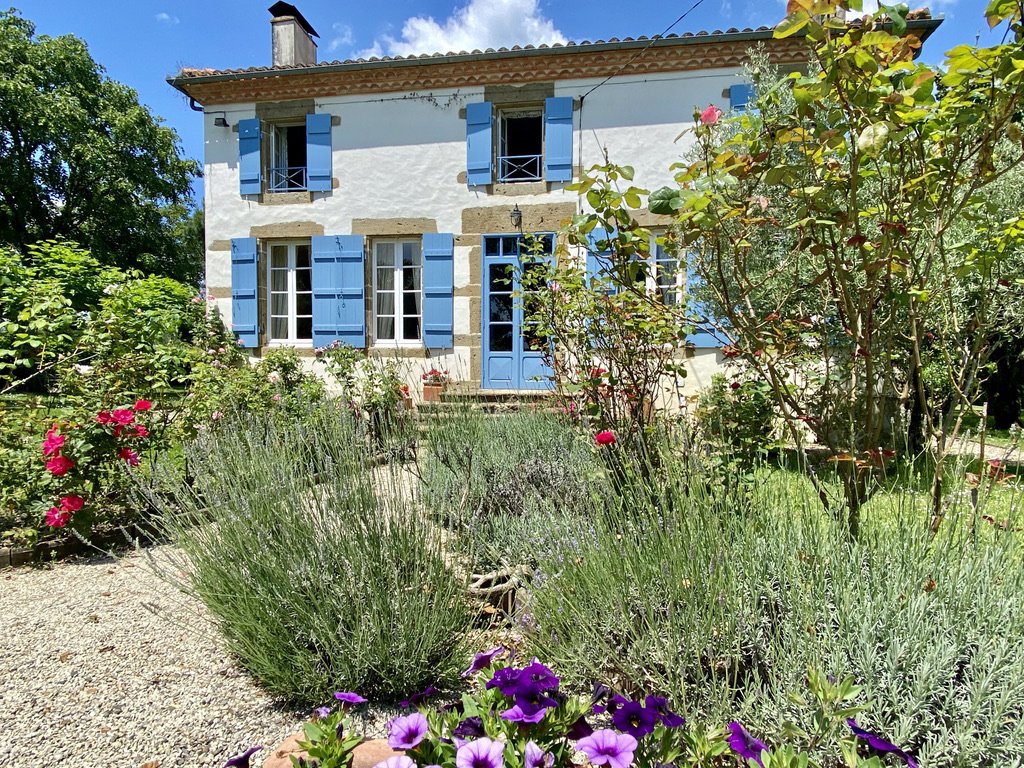 House in Saint-Sever, Nouvelle-Aquitaine, France 2 - 16246837