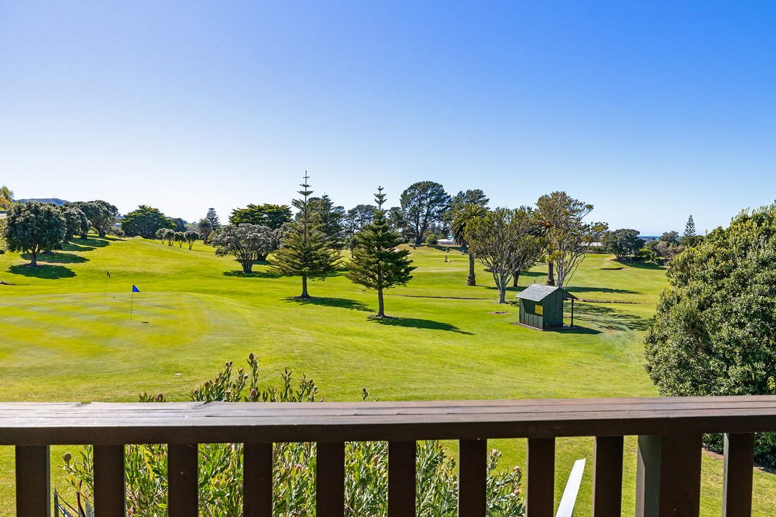 House in Riversdale Beach, Wellington, New Zealand 3 - 16251377