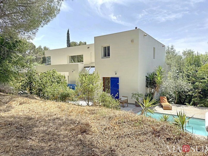 House in Ancien Hôpital, Beziers, France 2 - 16245634