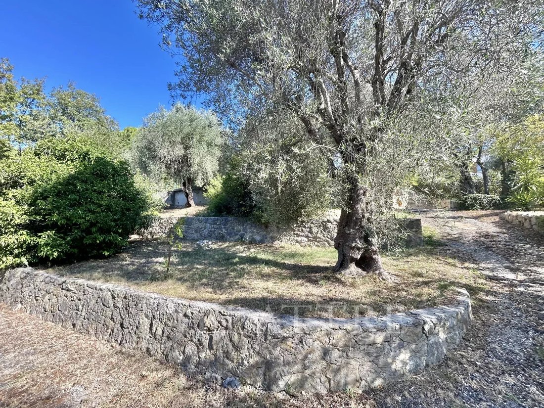 Villa in Le Rouret, Provence-Alpes-Côte d'Azur, France 4 - 16247034