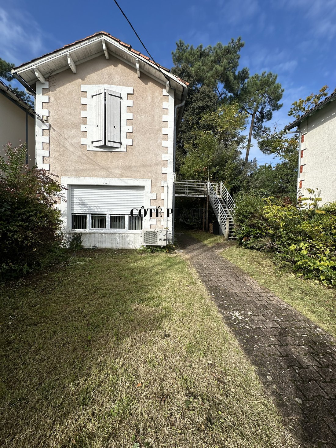 House in Saint-Palais-sur-Mer, Nouvelle-Aquitaine, France 1 - 16248026