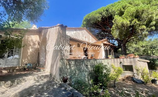 Villa à Grimaud, Provence-Alpes-Côte d'Azur, France 1