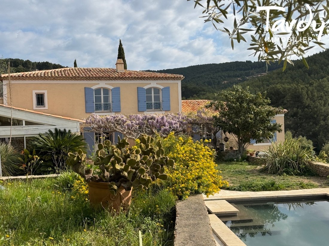 Estate in La Ciotat, Provence-Alpes-Côte d'Azur, France 5 - 16248323