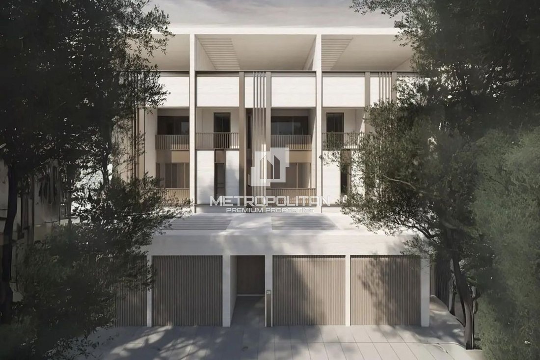 Townhouse in Hadaeq Sheikh Mohammed Bin Rashid, Dubai, United Arab Emirates 1 - 16249725