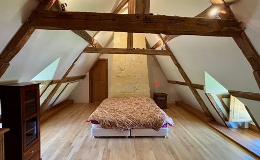 2h From Paris, In The Heart Of The Pays D’auge Area. A Listed 16th /18th Century Chateau Set In Abou