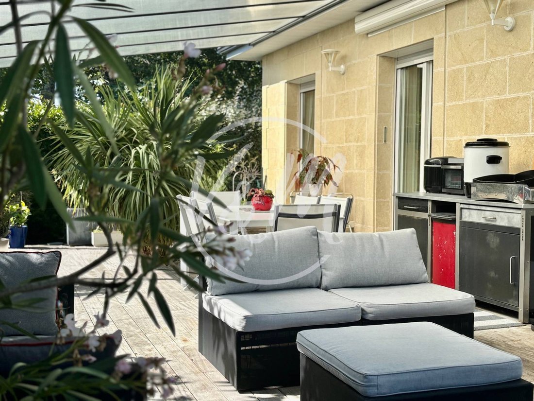 Villa in Sud Est, Andernos-les-Bains, France 2 - 16246369