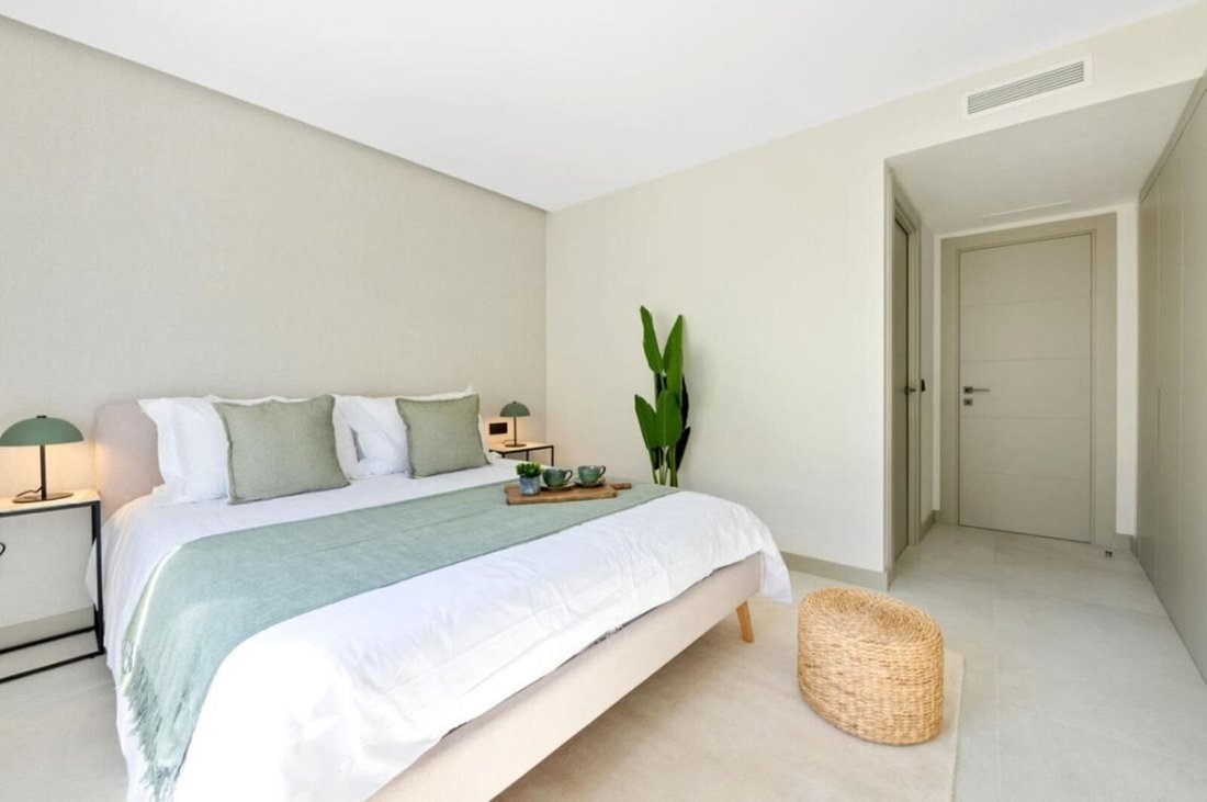 Penthouse in Marbella, Andalusia, Spain 4 - 16248975