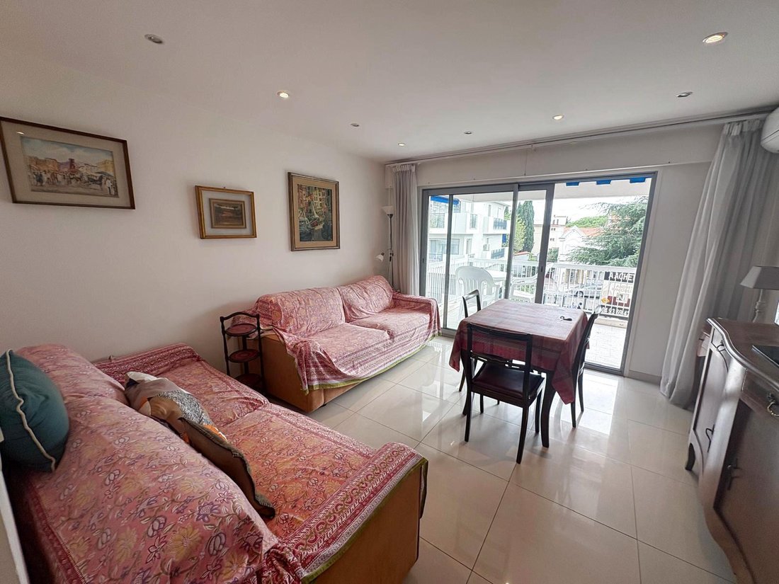 Apartment in La Source, Cannes, France 3 - 16250798