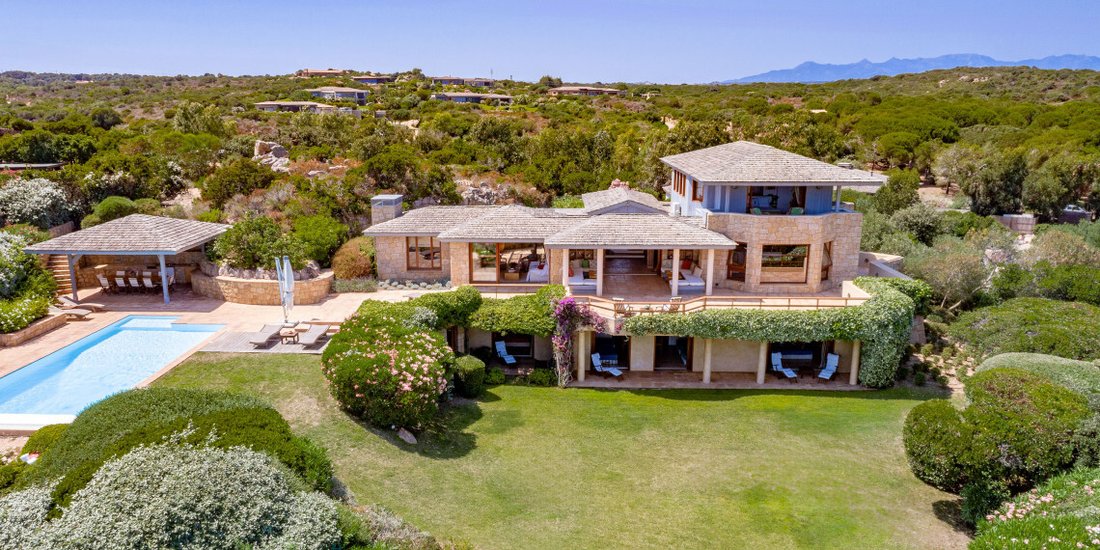 Villa in Bonifacio / Bunifaziu, Corsica, France 2 - 16246277