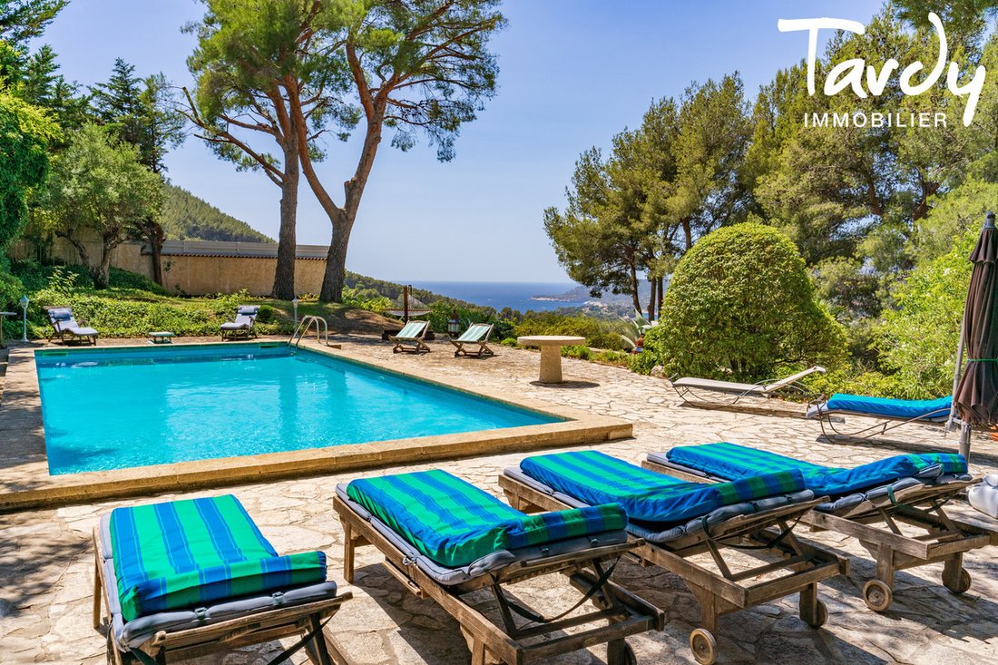 Villa in Peripherie, Cassis, France 1 - 16249395