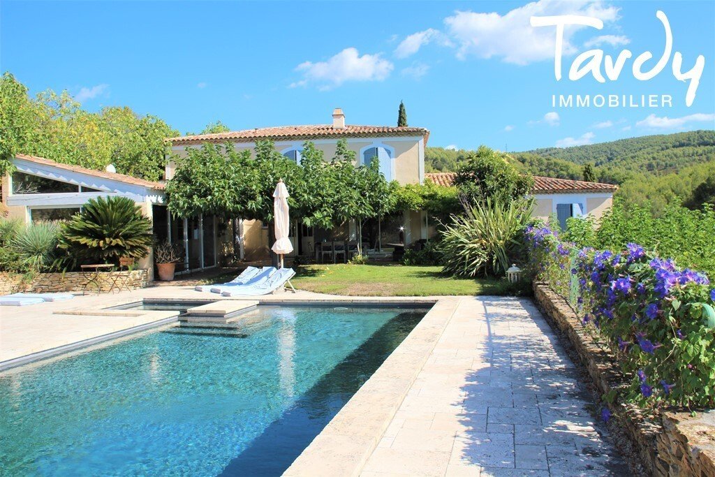 Estate in La Ciotat, Provence-Alpes-Côte d'Azur, France 1 - 16248323
