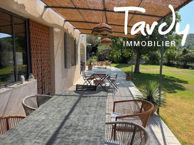 Villa in Nord, Sanary-sur-Mer, France 3 - 16249382