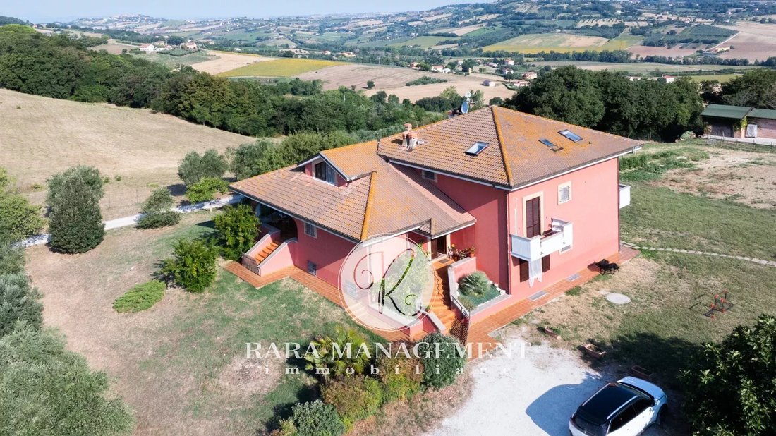 Villa in Civitanova Alta, Civitanova Marche, Marche 3 - 16252765