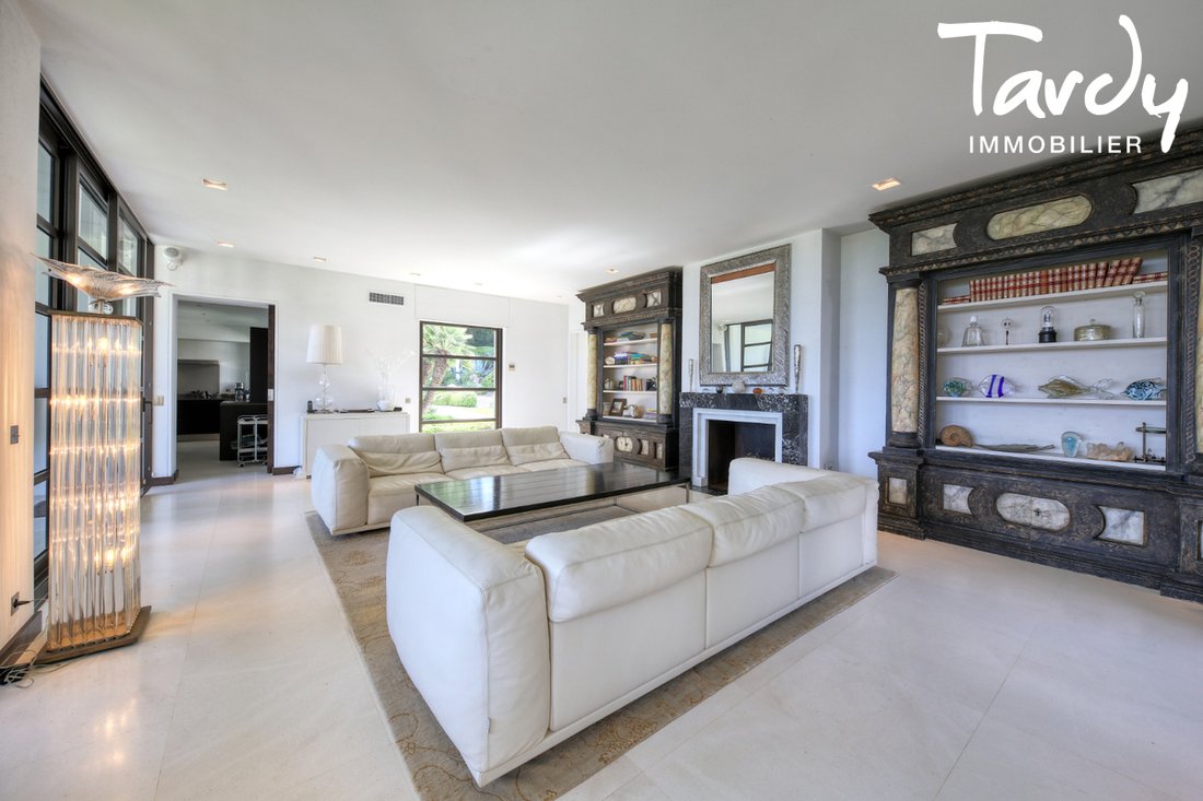 Villa in Zone Est Diffuse, Saint-Tropez, France 4 - 16249390
