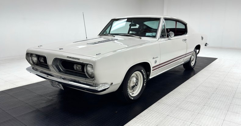 Coupe in Morgantown, United States 1 - 16253004