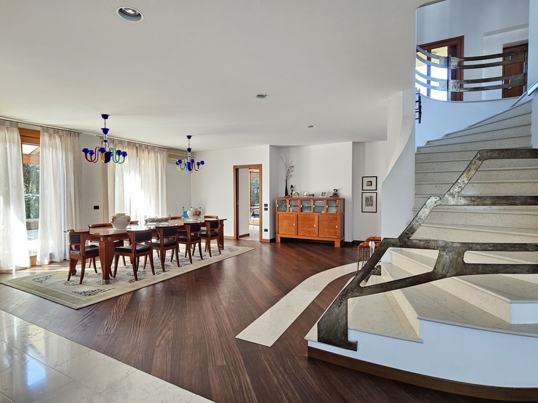 Villa in Caravaggio, Lombardy, Italy 3 - 16139406