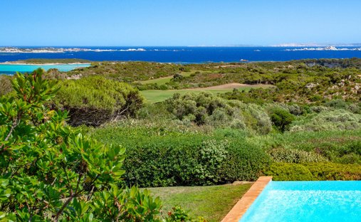 Villa in Bonifacio / Bunifaziu, Corsica, France 1