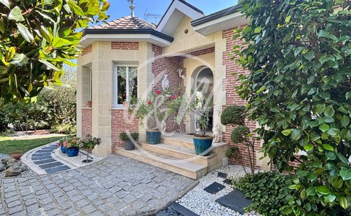 Villa in Sud Est, Andernos-les-Bains, France 1