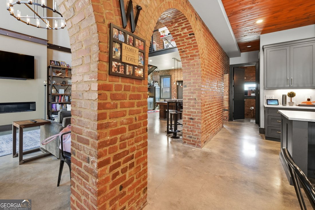 Condo in Macon, Georgia, United States 5 - 16242033