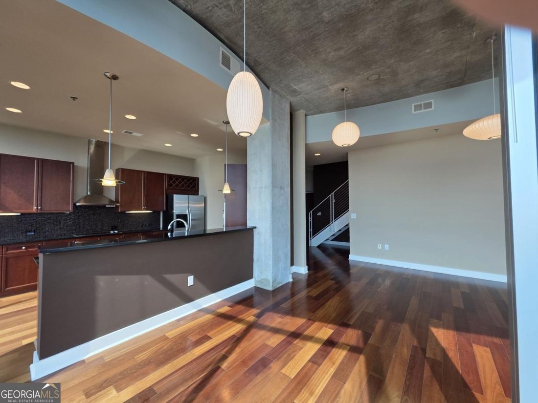 Condo in Atlanta, Georgia, United States 3 - 16242956