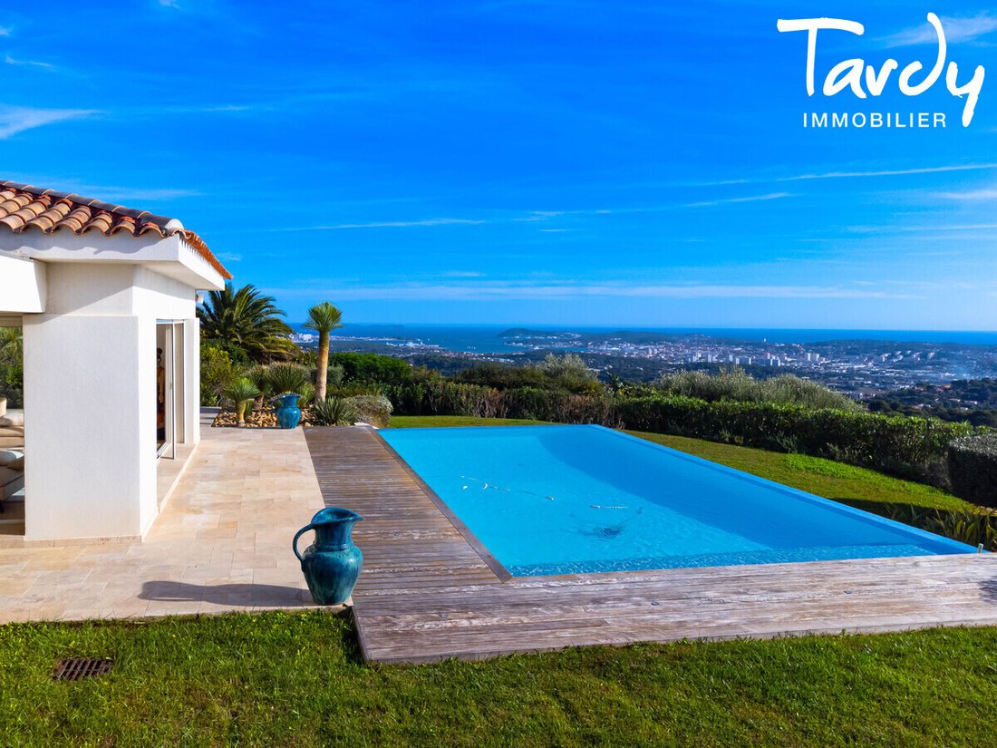 Villa in Nord, Sanary-sur-Mer, France 5 - 16248455