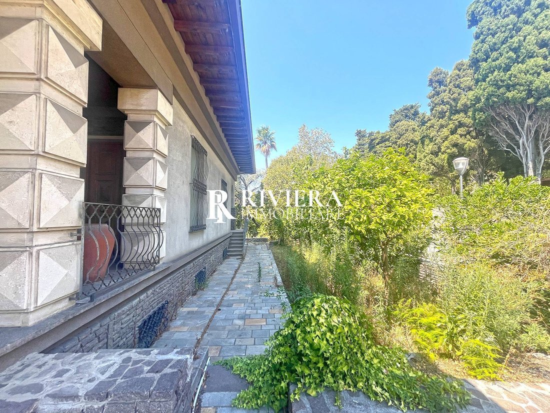 Villa in Vallecrosia, Liguria, Italy 5 - 16251283