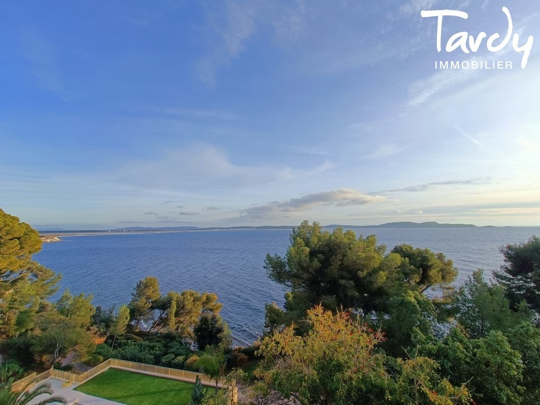 Apartment in Centre Ville, Carqueiranne, France 3 - 16247084