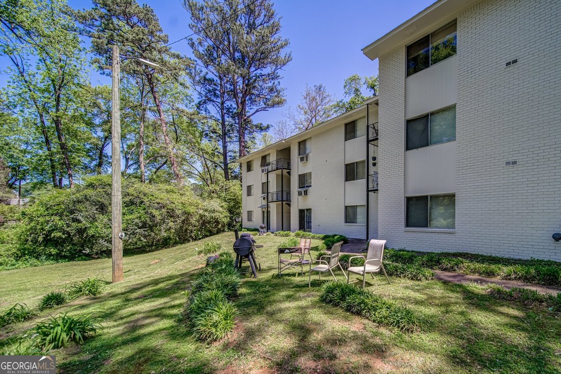 Newnan, Georgia, United States 3 - 16241948