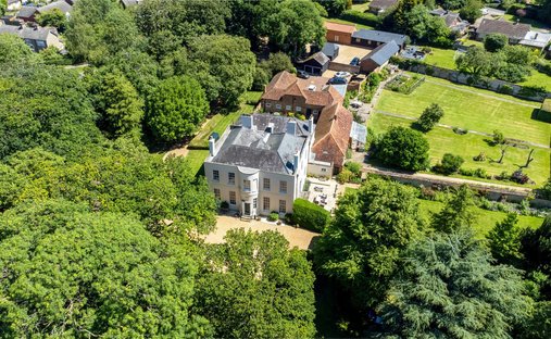 House in North Crawley, England 1
