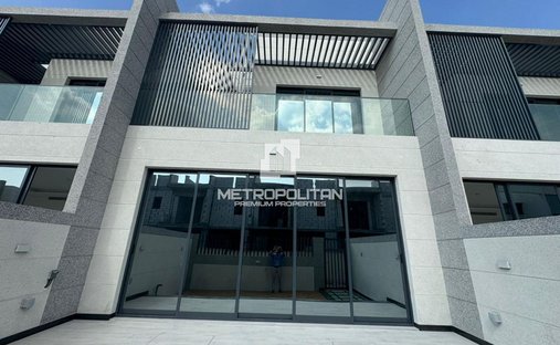 Townhouse in Al Furjan, Dubai, United Arab Emirates 1