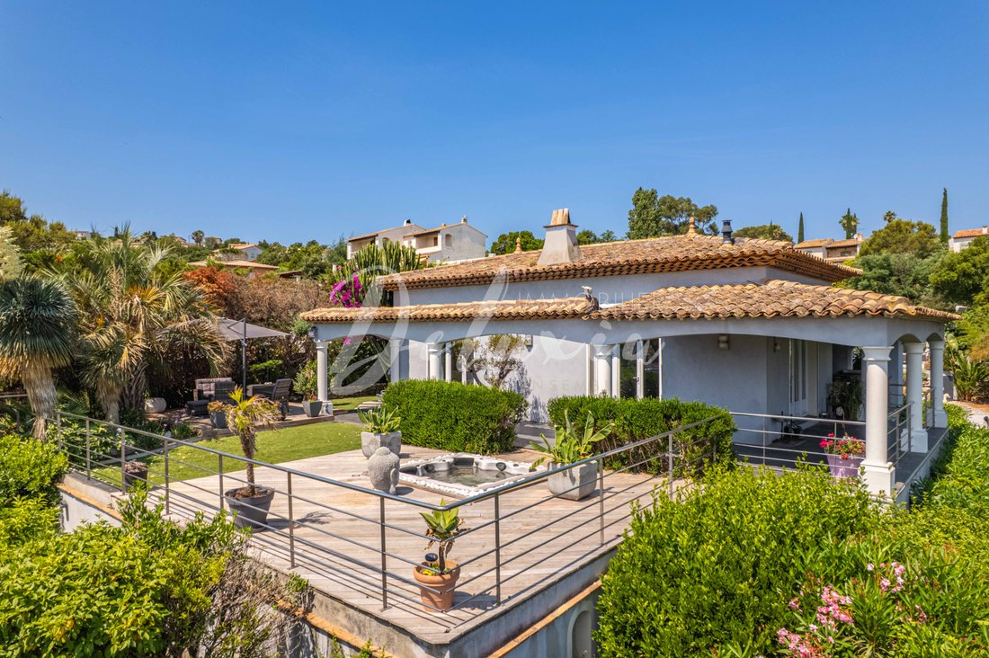 Villa à Fréjus, Provence-Alpes-Côte d'Azur, France 5 - 16247539