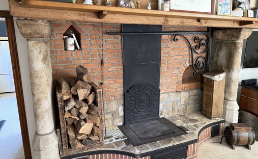 Castle for Sale in Veules-les-Roses, Normandy, France