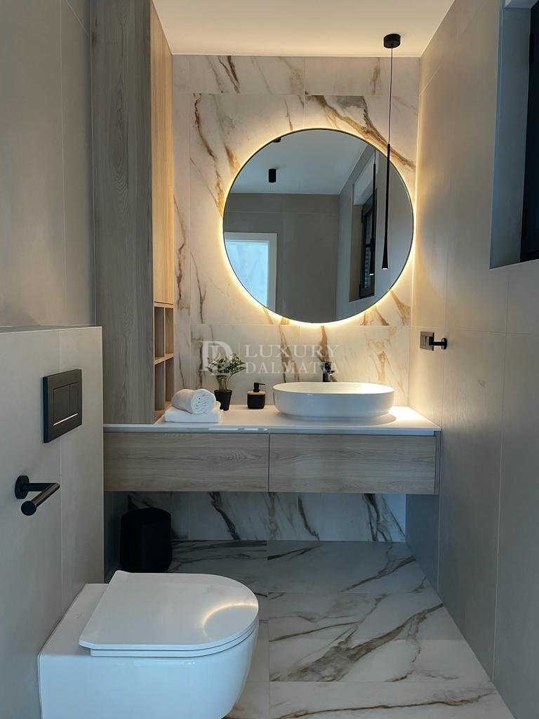House in Okrug Gornji, Split-Dalmatia County, Croatia 4 - 16250968