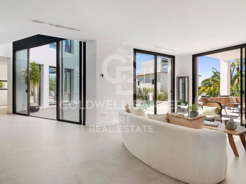 House in Elviria-Cabopino, Marbella, Spain 3 - 16250566