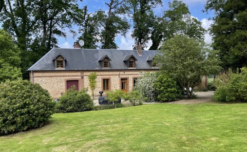 Castle for Sale in Étretat, Normandy, France