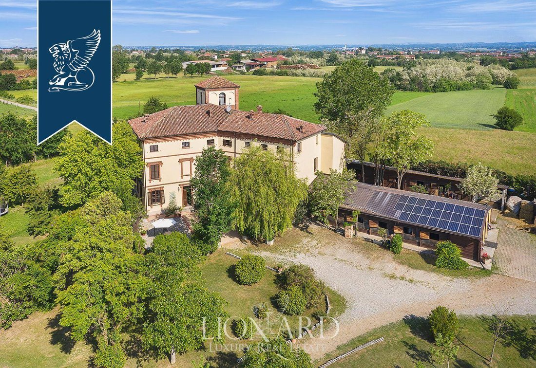 A 17th-Century Monferrato Castle Where Time Rides on Gilded Hooves
