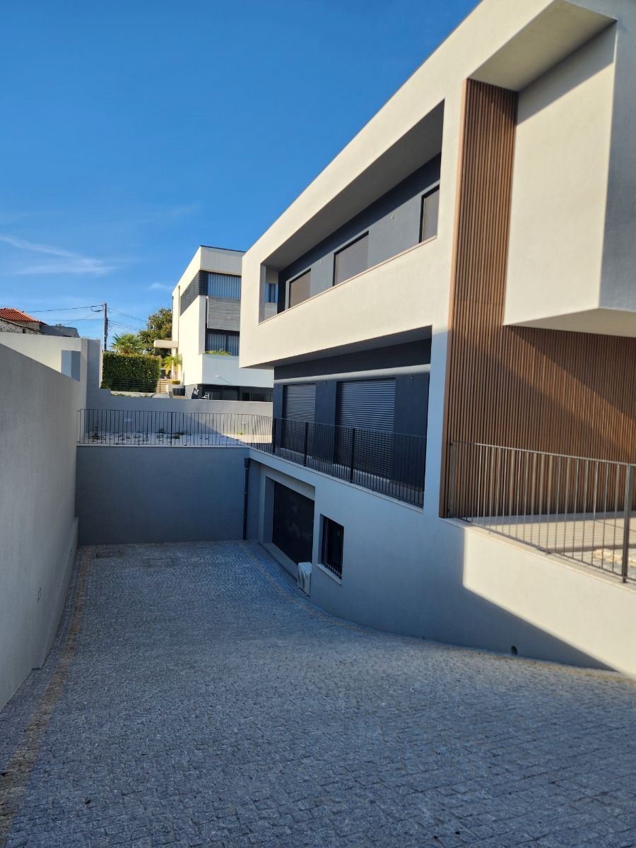 Townhouse in Nogueira e Silva Escura, Porto District, Portugal 3 - 16252872
