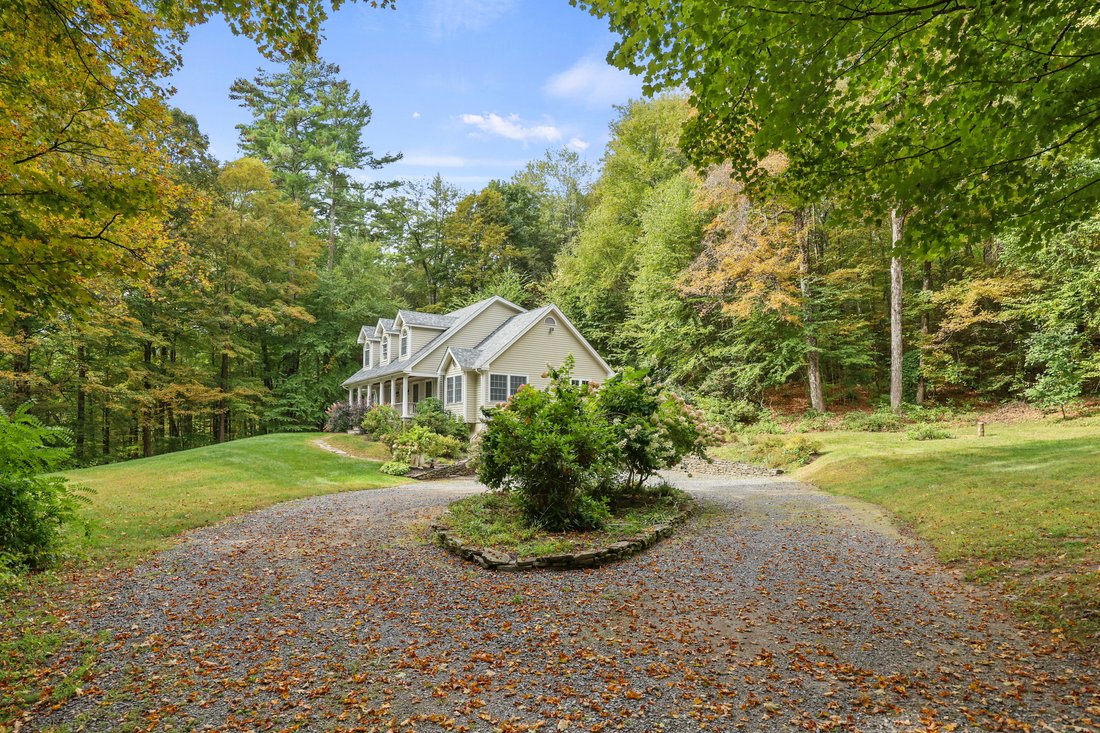 House in Sheffield, Massachusetts, United States 3 - 16238701