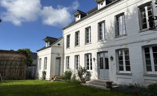 Castle for Sale in Saint-Valery-en-Caux, Normandy, France