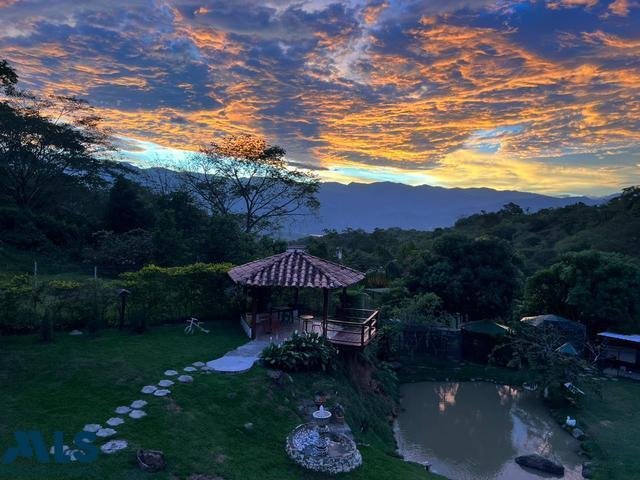 Finca in Medellín, Antioquia, Colombia 1 - 16249028