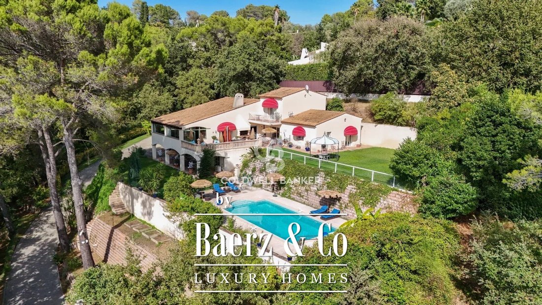 Villa in Mougins, Provence-Alpes-Côte d'Azur, France 2 - 16250775