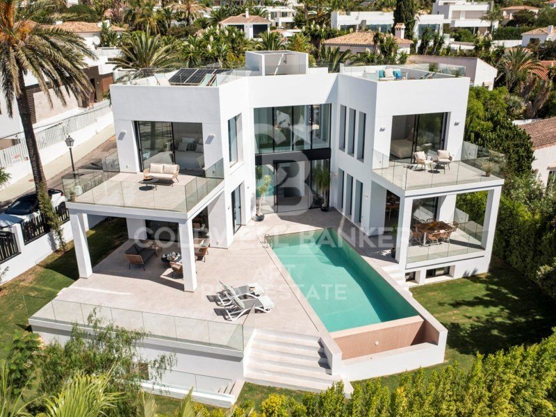 House in Elviria-Cabopino, Marbella, Spain 1 - 16250566