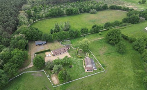 Castle for Sale in La Flèche, Pays de la Loire, France