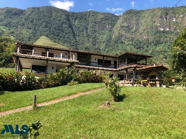 Finca a Medellín, Dipartimento di Antioquia, Colombia 1 - 16248860
