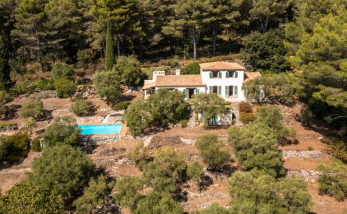 Villa in Tourrettes-sur-Loup, Provence-Alpes-Côte d'Azur, France 1