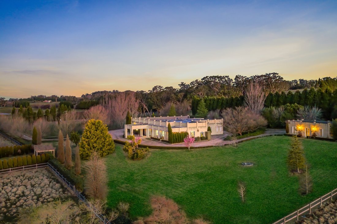 House in Glenquarry, New South Wales, Australia 1 - 16252393
